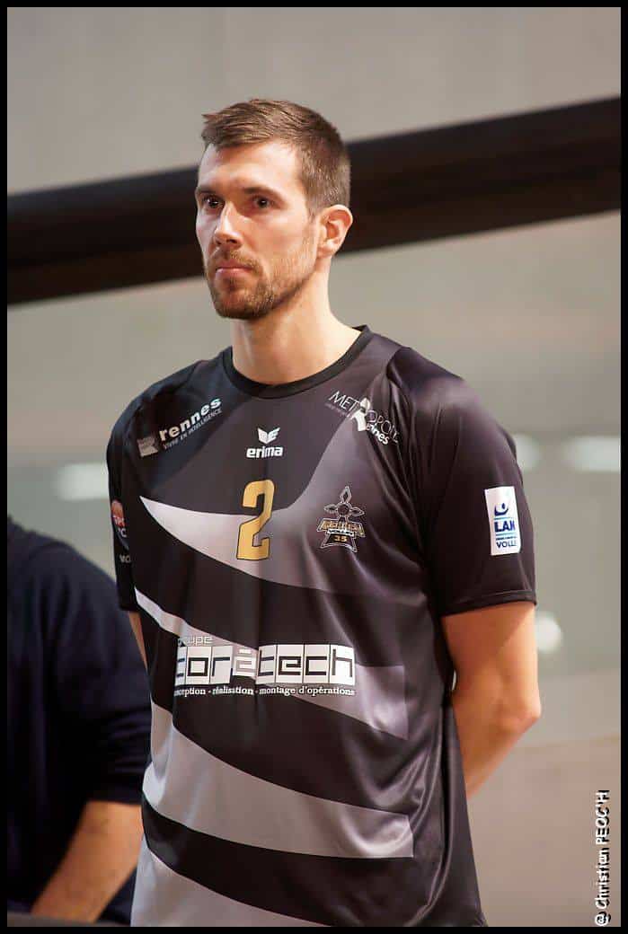 nouveau-maillot-volley-Rennes-volley-35-erima-2018-2019-lam-4