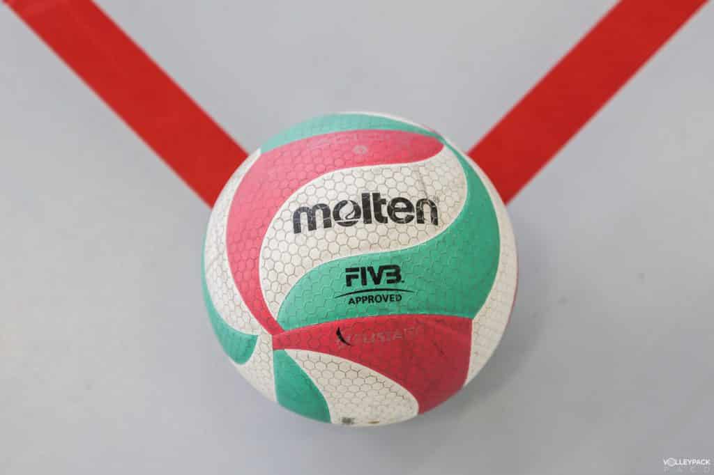 ballon-volley-ball-molten-V5M5000-volleypack-10