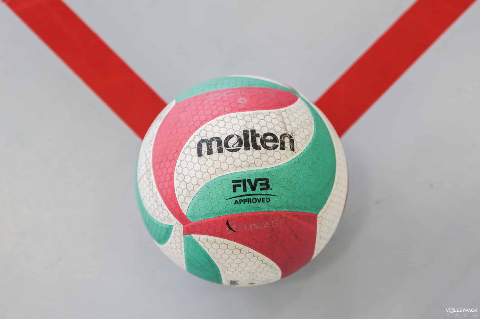 ballon-volley-ball-molten-V5M5000-volleypack-10