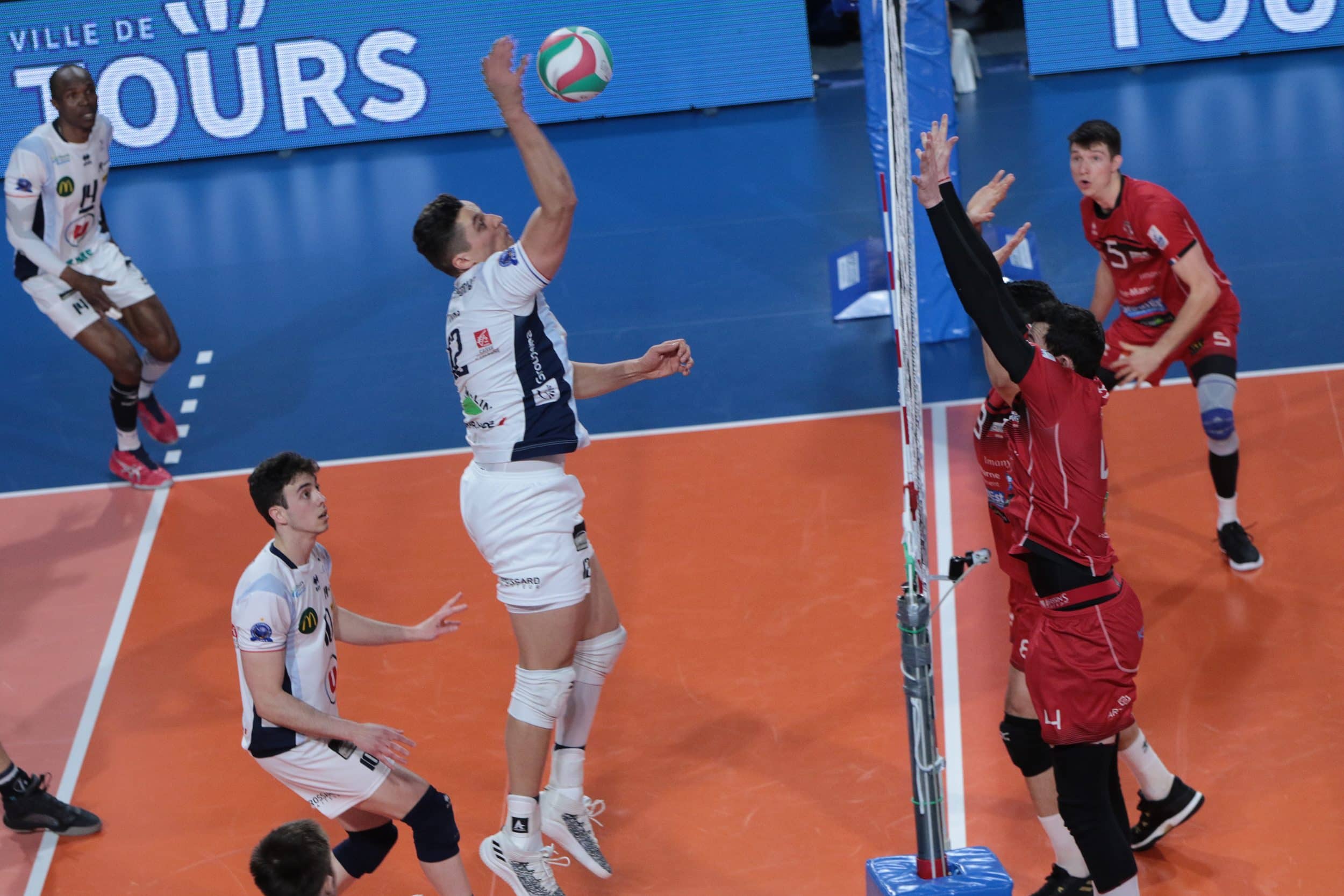 compo-chaussures-volleypack-finale-LAM-volley-2019-Tours-Chaumont-1