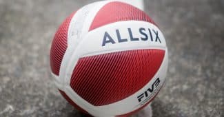 Image de l'article Allsix V900 : Présentation du ballon de volley de Decathlon