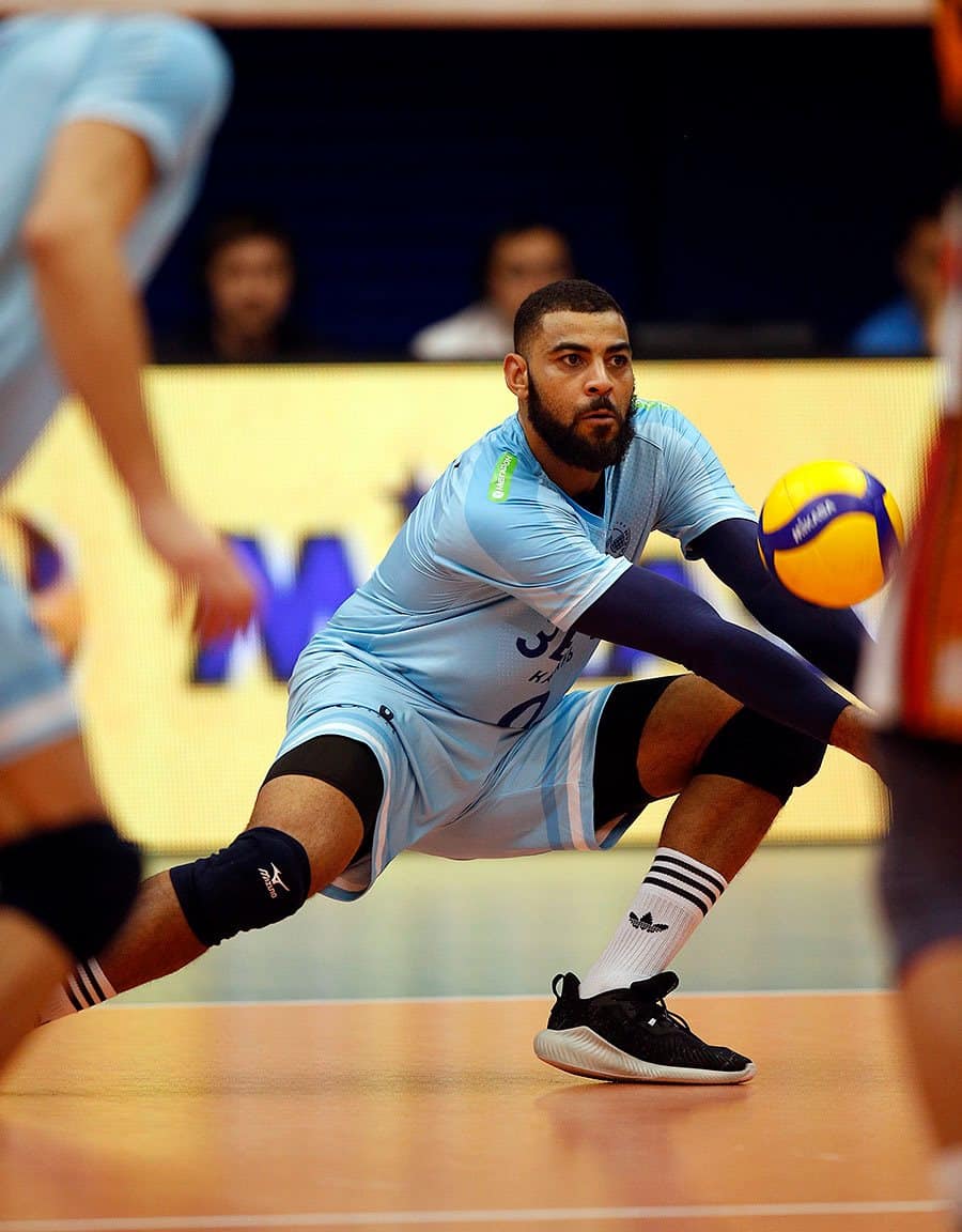 bootsmercato-earvin-ngapeth-chaussures-running-adidas-alphabounce-parley-5