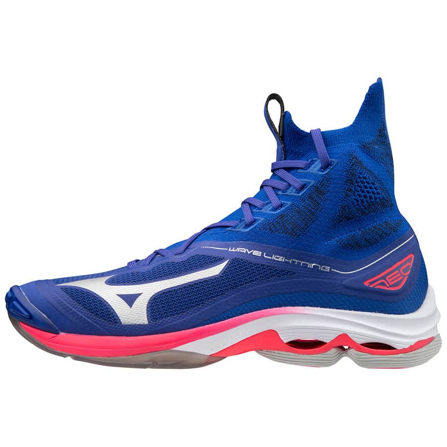 mizuno-presente-sa-nouvelle-chaussure-de-volley-la-wave-lightning-neo-3